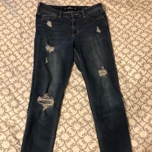 Hollister Jeans. 9R. High Rise Super Skinny.